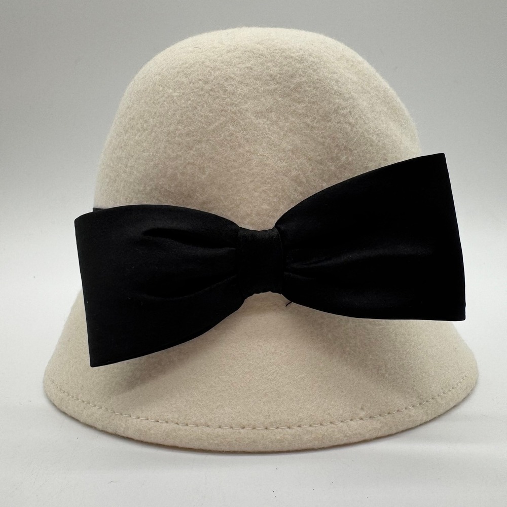Gymboree Girls Cream Wool Cloche Hat With Black Bow Size 12-24 Months NWT